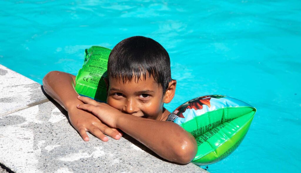 camping piscine couverte correze